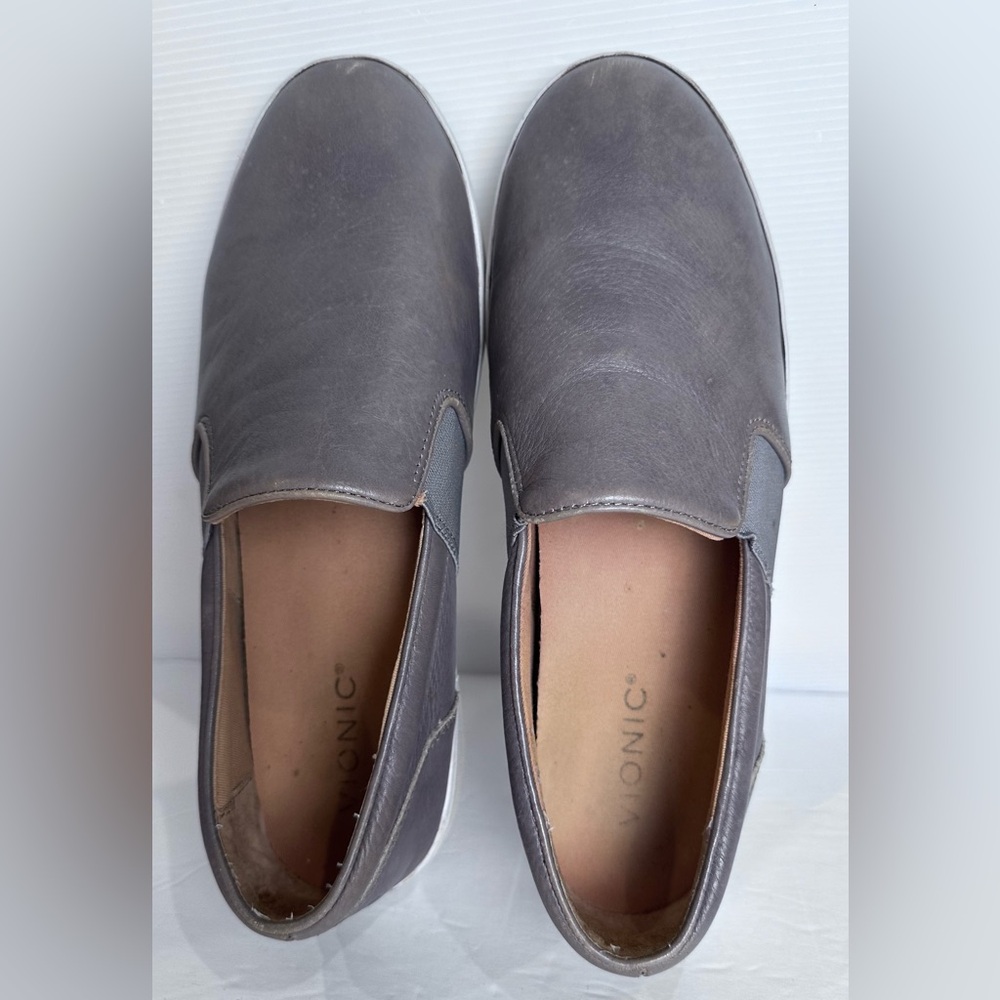 Vionic Demetra Midi Slip On Shoe Women's Size 10 Taupe Gray Leather Sneaker